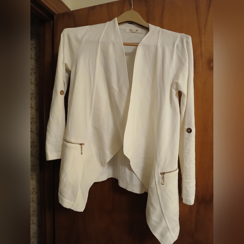 ❄️B My Story White Cardigan Size S